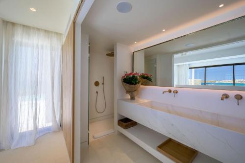 Gallery image of The Island Concept Luxury Boutique Hotel Heated Pool in Agios Nikolaos