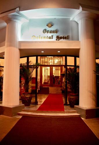 Exteriér nebo vchod ubytování Grand Oriental Hotel