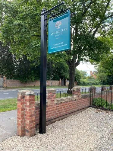 Ashbourne House photo 17