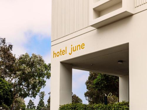 Hotel June West LA, a Member of Design Hotels photo 61