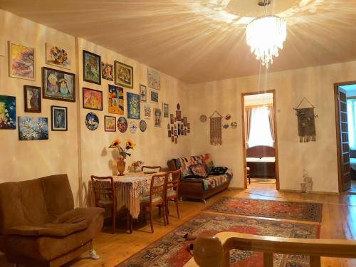 Imagen de la galería de Nitsa Guest House, en Gori