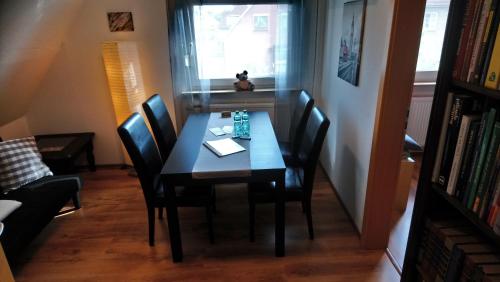 Zona de estar de Private Zimmer bei der Weser-Ems-Halle