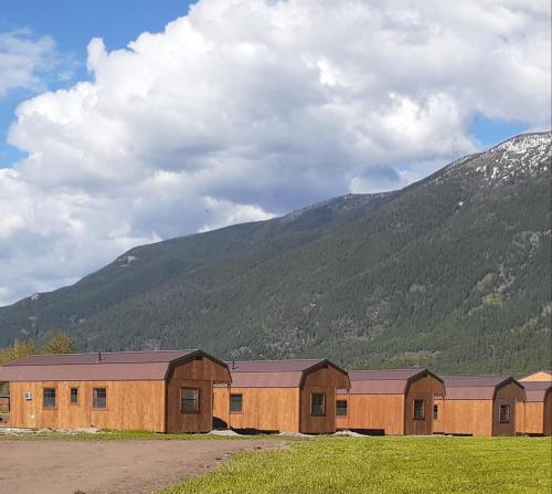 Glacier Acres Guest Ranch – Photos 3