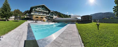 Piscine de l'établissement Appartements Tannenhof ou située à proximité