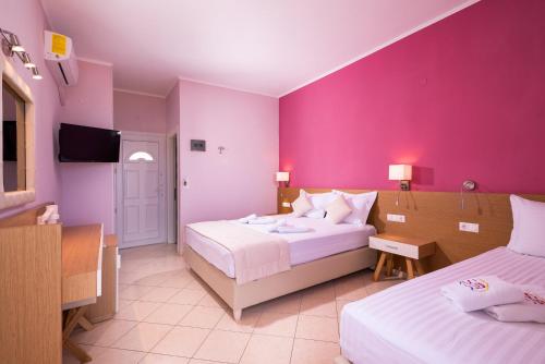 Gallery image of Sunny Hotel Thassos in Chrysi Ammoudia
