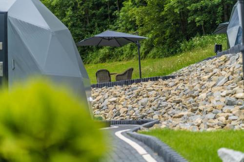 Jardín al aire libre en Glamp Royal