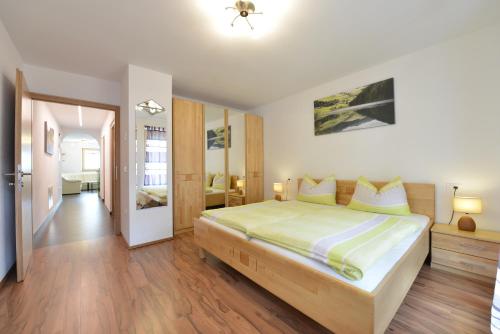 Postel nebo postele na pokoji v ubytování Ferienwohnung Haus Reider