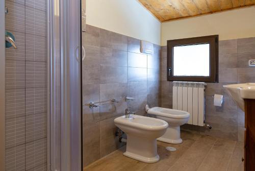 Ein Badezimmer in der Unterkunft Dimora nel bosco