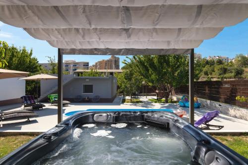 Villa Little Heaven