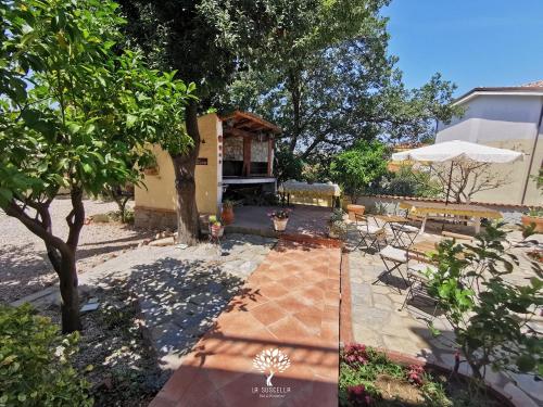 Giardino di La Suscella Bed & Breakfast