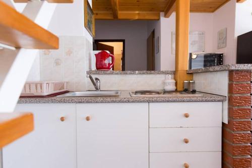 Apartment with Terace and sea view Marica