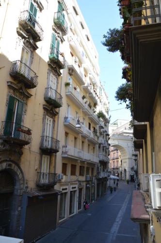 SoLuMa' Chiaja Rooms