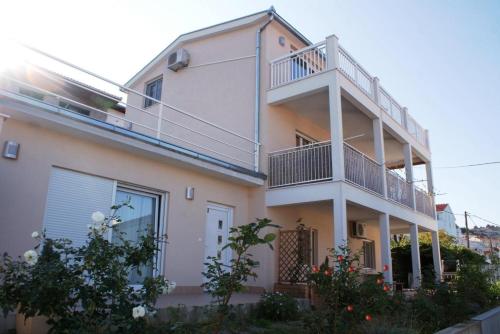 Apartment 2