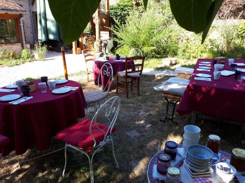 Κήπος έξω από το La grange des Blins