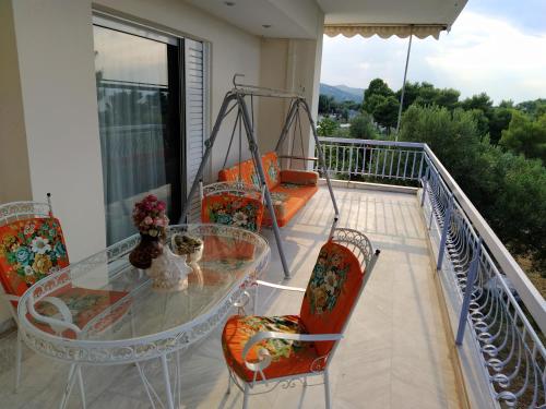 Fotografie z fotogalerie ubytování Panorama View Apartment 1 v destinaci Áyioi Apóstoloi