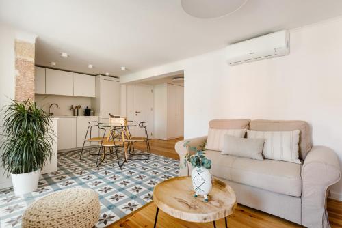 Principe Real Hideaway by Praça das Flores by NestAtLisbon