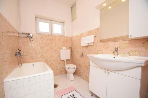 Apartment Škeva