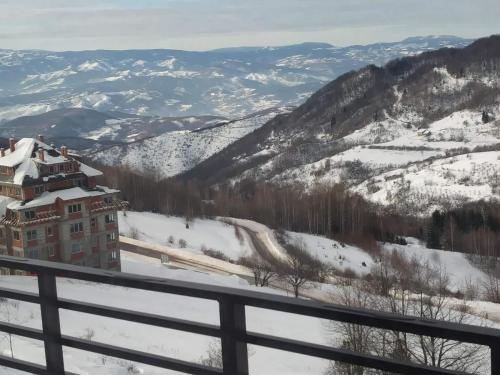 Gallery image of Milmari-Apartman MARA L30 in Kopaonik