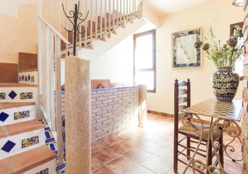 Montevive, disfruta los atardeceres únicos de Granada en nuestra terraza