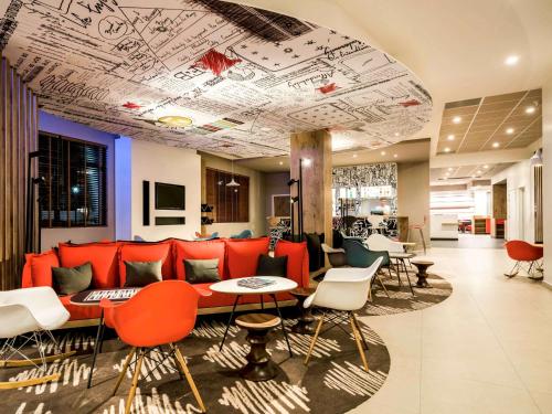 Lounge atau bar di Ibis Setif