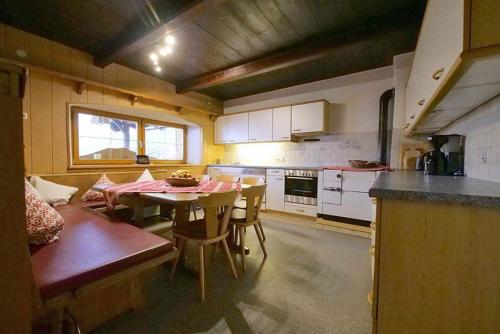 Kuchyňa alebo kuchynka v ubytovaní Ferienhaus Berggrubenhof