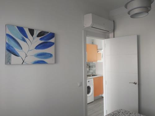 Dapur atau dapur kecil di Bnbook Medea Apartments