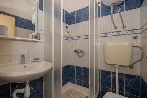 Sea View Apartment Lucija with Balcony & Garage Parking