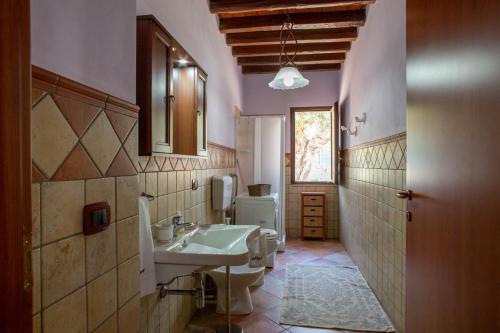 A bathroom at Casa Vacanze 4 Pileri