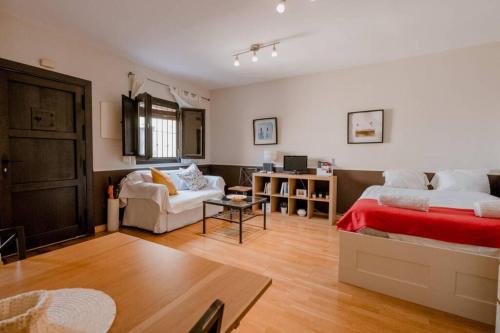 Corral del Horno Central Oasis by Valcambre