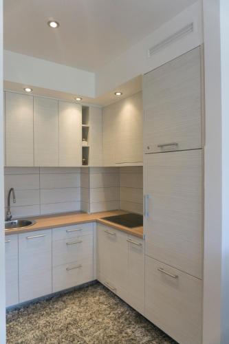 O bucătărie sau chicinetă la Kiniro