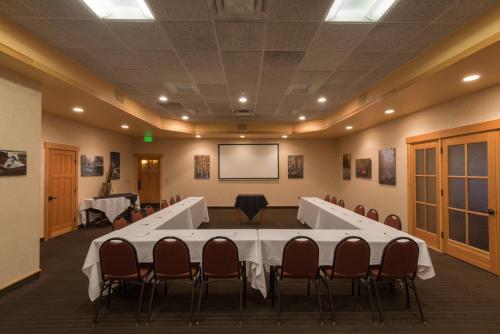 Foto de la galería de Holiday Inn Steamboat Springs, an IHG Hotel en Steamboat Springs