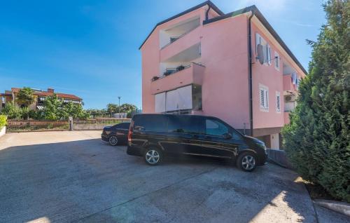 Apartment Leon with Balcony – Photos 2