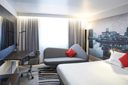Novotel Manchester Centre Image