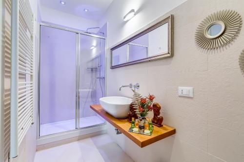 Kylpyhuone majoituspaikassa Klioos Apartment