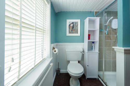 Een badkamer bij Coylumbridge Cottage