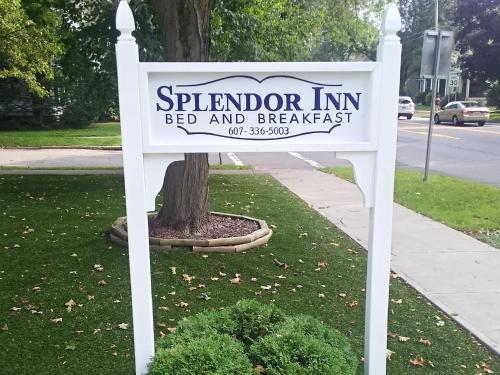 Splendor Inn Bed & Breakfast – Photos 3