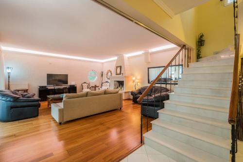 Eleni's Family Villa
