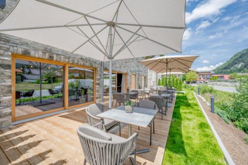 Nespecifikovaný výhled na hory nebo výhled na hory při pohledu z aparthotelu
