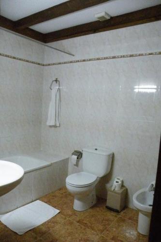 Bilik mandi di Allotjaments Colomer-Cullell