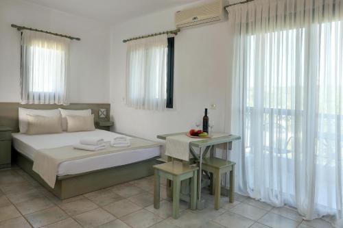 Gallery image of Maistrali Apartments in Ormos Panagias