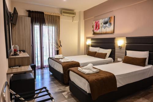 Gallery image of Hotel Kostas in Olympiaki Akti