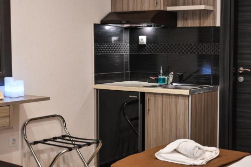 Dapur atau dapur kecil di Hotel Kostas