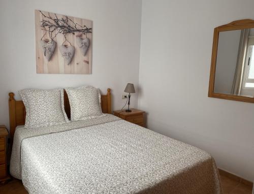 Postel nebo postele na pokoji v ubytování Ático Los Ángeles Min 3 nights