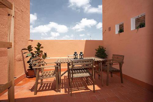 MUNTANYA - Apartments & one with Terrace next to Sagrada Familia