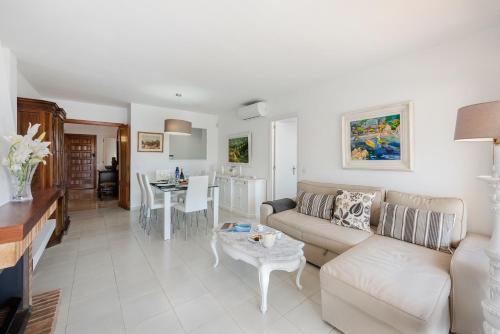 Apartment La Bugambilia