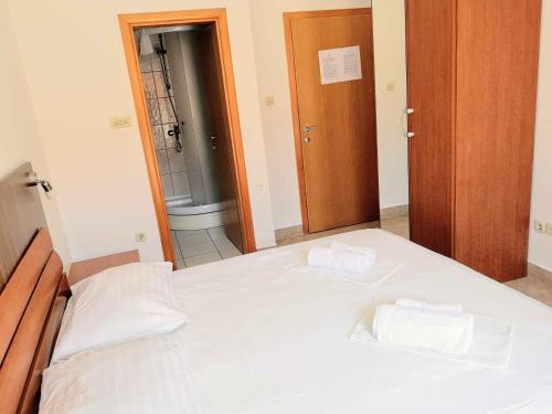 Gallery image of Guesthouse Villa Paškal in Zaostrog