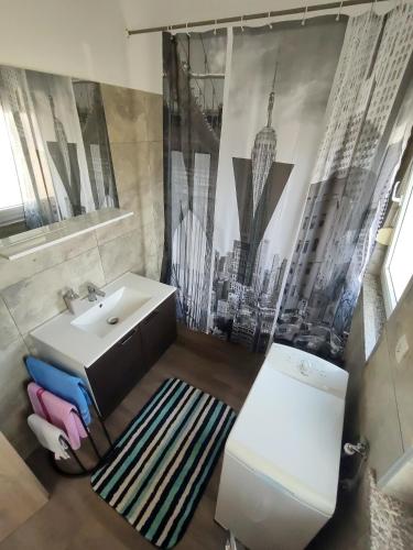 Apartments Azalea - 10 Min Walk to Beach & Umag Old Town