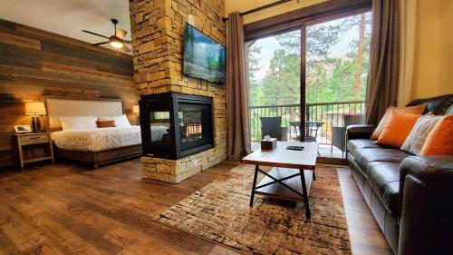 Gallery image of The Inn on Fall River & Fall River Cabins in Estes Park