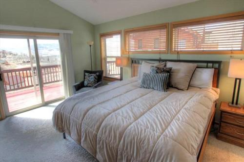 Ένα ή περισσότερα κρεβάτια σε δωμάτιο στο Beaver Lodge