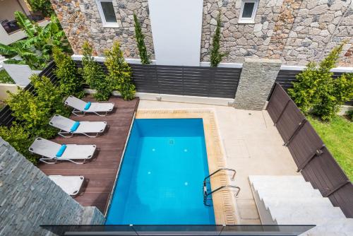 Ixia Pool Villa with sea view roof top